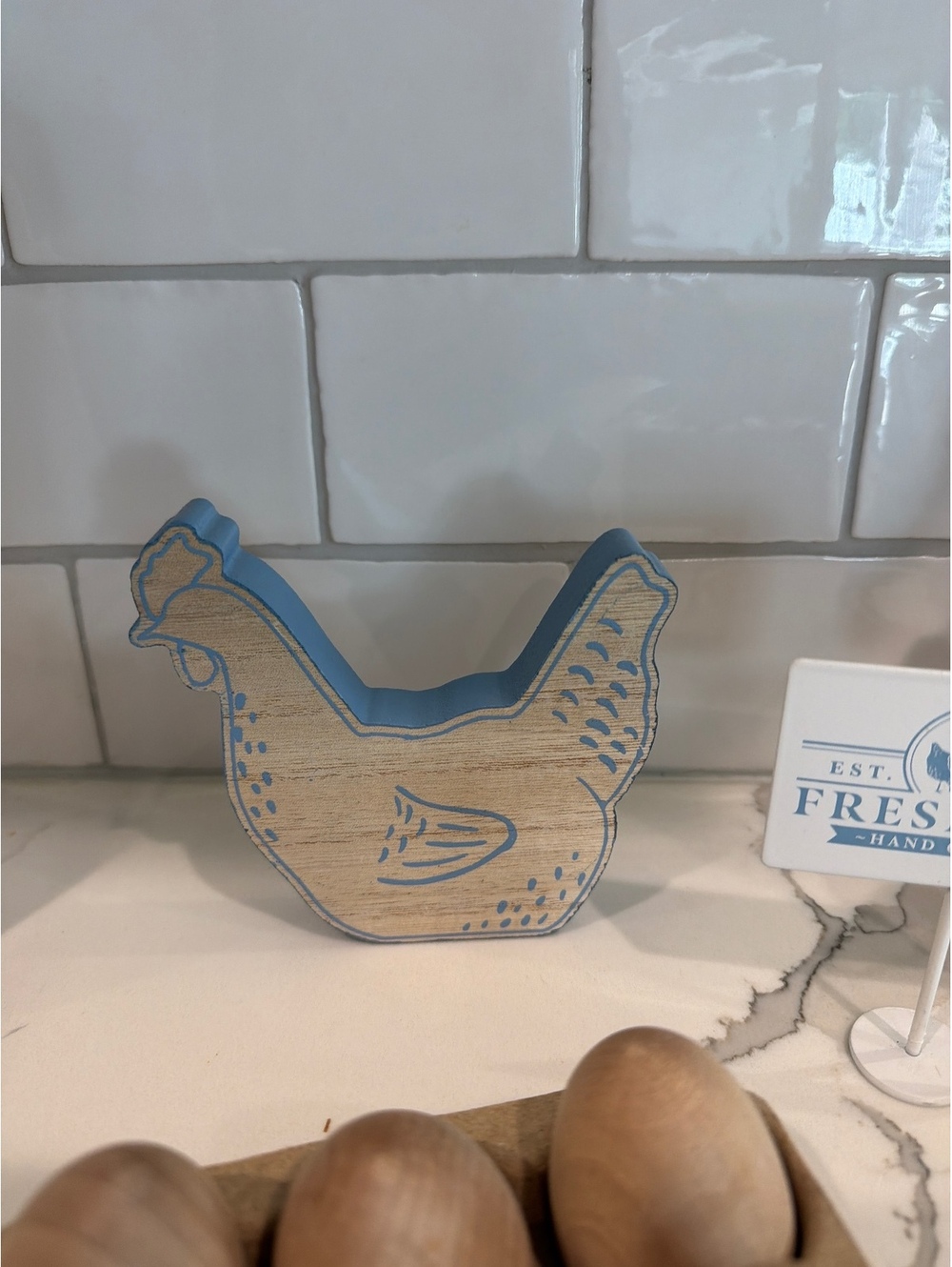 Decorative 5 piece Chicken and Fresh Eggs Sign - Picture 3 of 4
